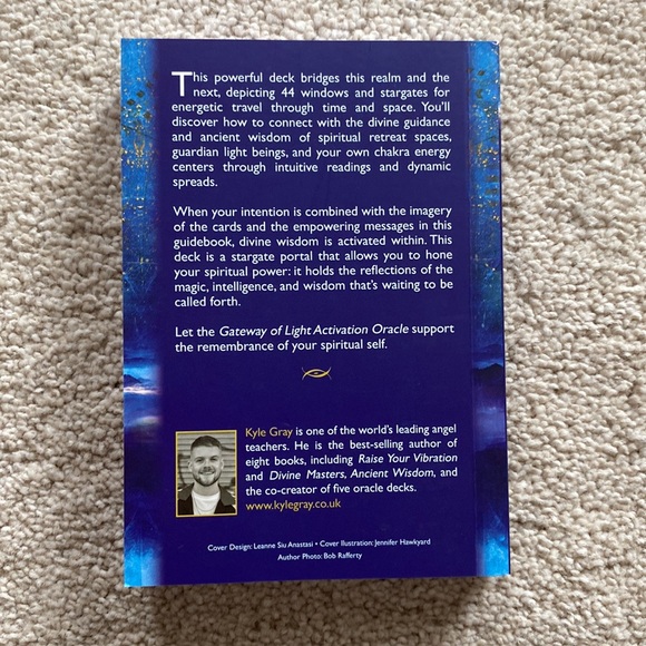 ✨SOLD✨ Gateway of Light Activation Oracle Cards by Kyle Gray - Picture 8 of 10